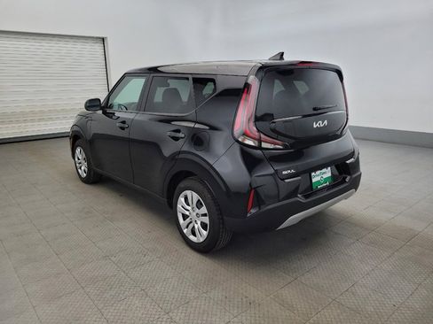 Used 2023 Kia Soul LX FWD image 5