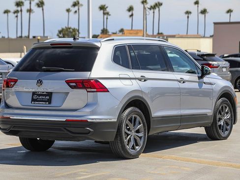 Used 2022 Volkswagen Tiguan SE FWD image 7