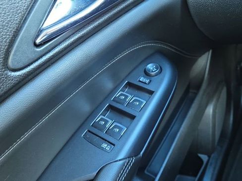 Used 2014 Cadillac SRX Luxury image 21