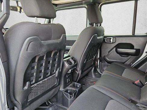 Used 2021 Jeep Gladiator Mojave w/ LED Lighting Group image 18