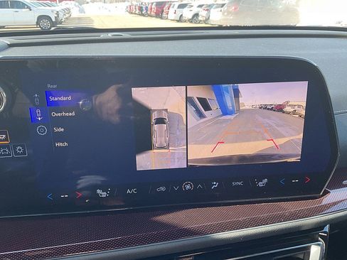 New 2026 Chevrolet Traverse Z71 image 21