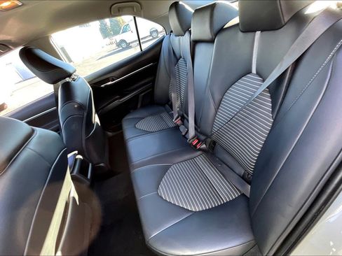 Used 2022 Toyota Camry SE image 25