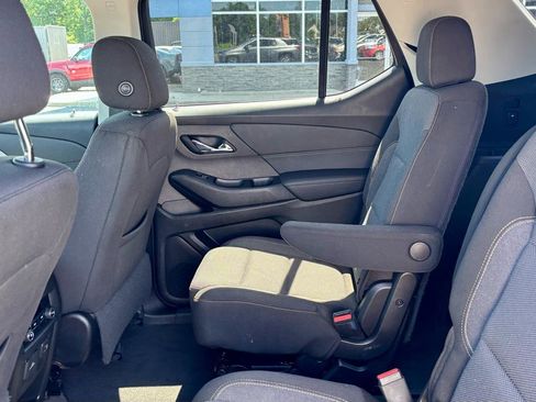 Used 2020 Chevrolet Traverse LT w/ LPO, Cargo Package AWD/4WD image 19