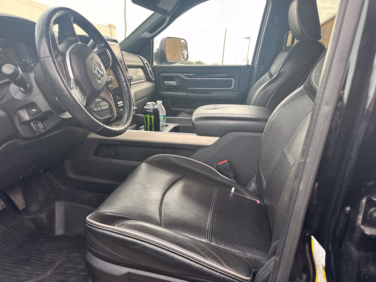 Used 2019 RAM 2500 Laramie w/ Night Edition AWD/4WD image 8