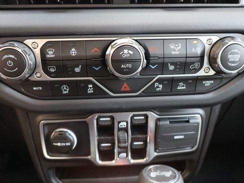 New 2025 Jeep Wrangler Sahara image 24