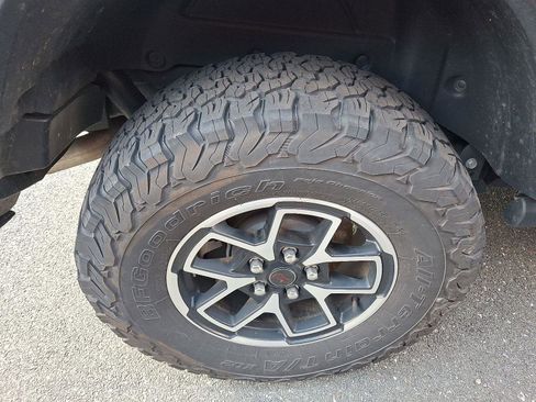 Certified 2024 Jeep Wrangler Unlimited Rubicon image 9