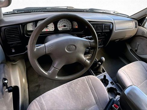 Used 2003 Toyota Tacoma 4x4 Xtracab image 8