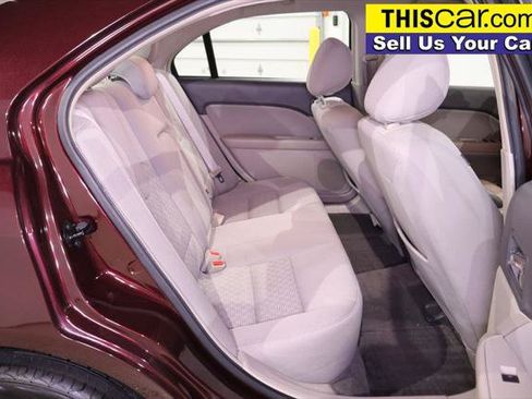 Used 2011 Ford Fusion SE w/ 201A Rapid Spec Order Code FWD image 24