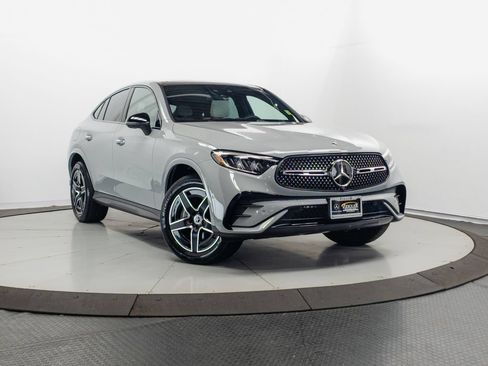 Certified 2026 Mercedes-Benz GLC 300 4MATIC image 1