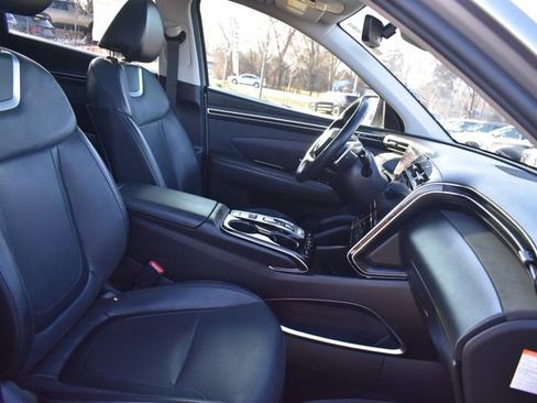 Used 2022 Hyundai Tucson Limited image 15