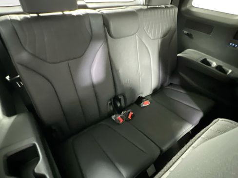 Used 2023 Hyundai Palisade Limited AWD/4WD image 27