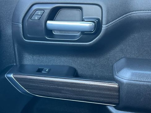 Used 2021 Chevrolet Silverado 1500 LT image 20