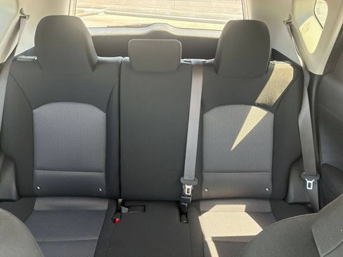 Used 2025 Kia Soul LX w/ LX Technology Package FWD image 31