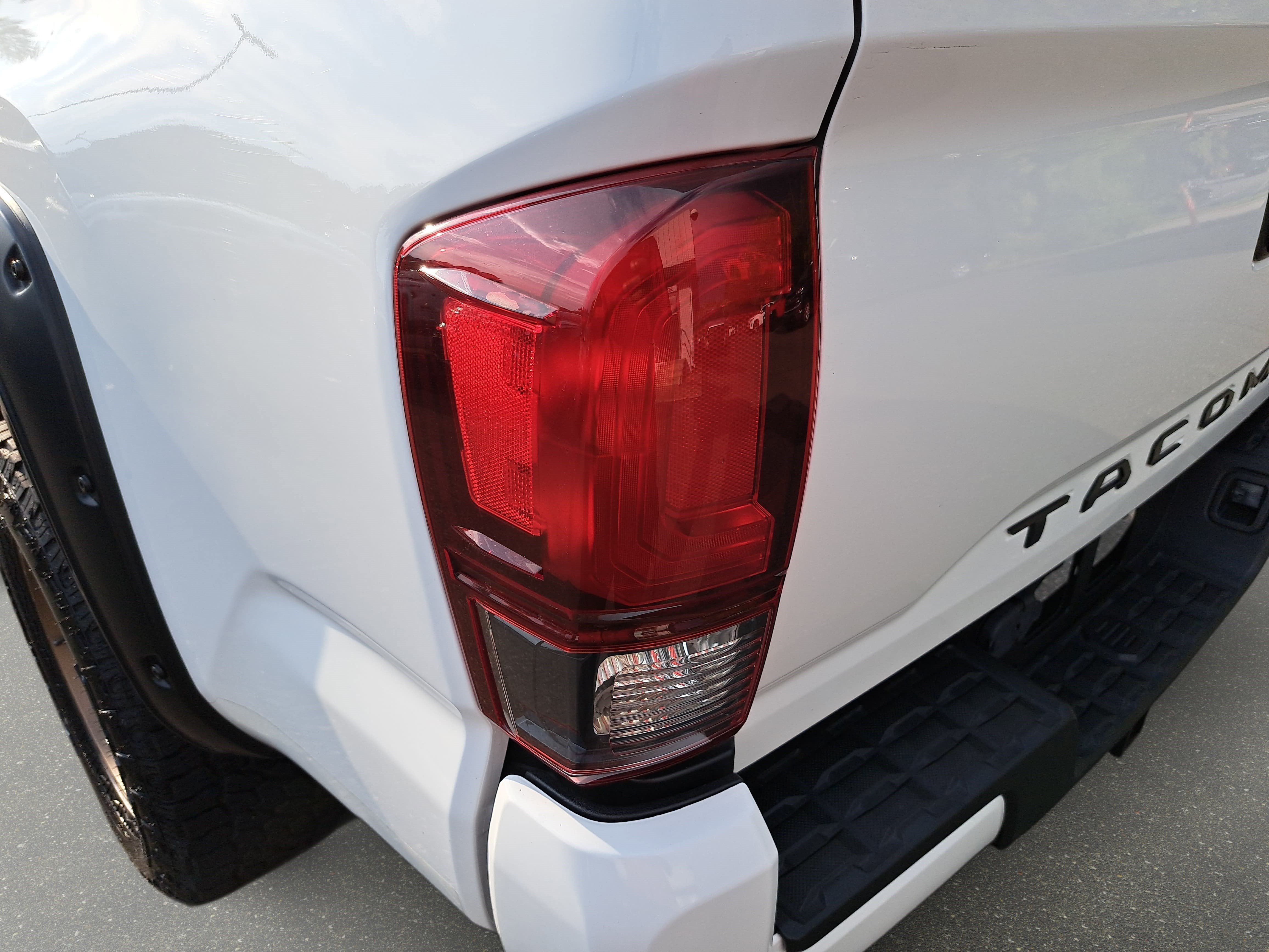 Used 2022 Toyota Tacoma SR AWD/4WD image 32