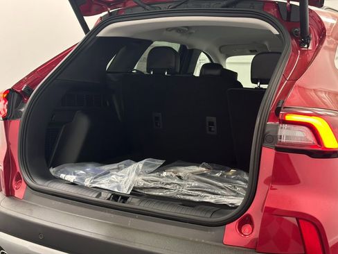 New 2025 Ford Escape SE w/ PHEV Premium Package image 7