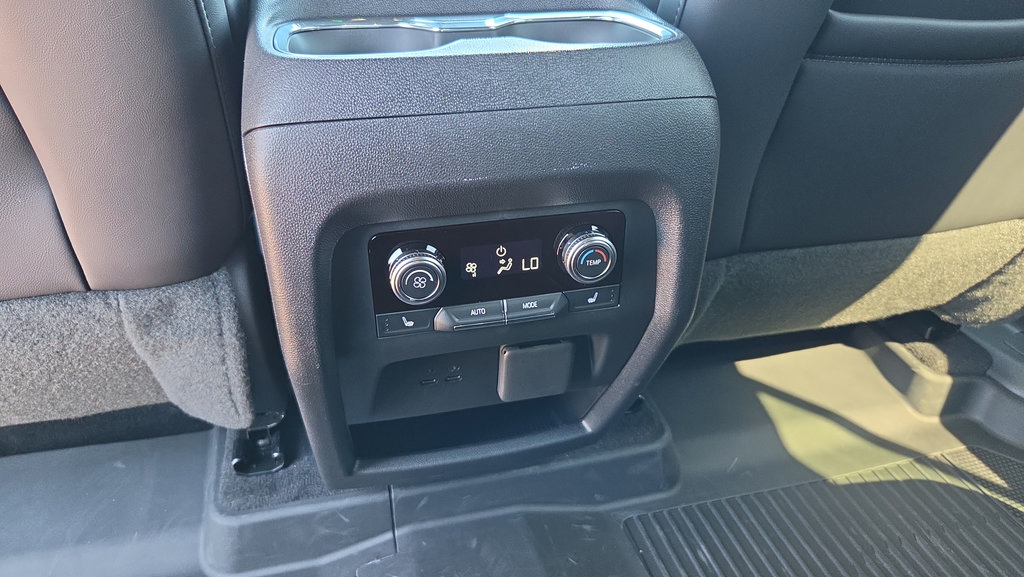 Used 2026 GMC Acadia Denali w/ Super Cruise Package AWD/4WD image 20