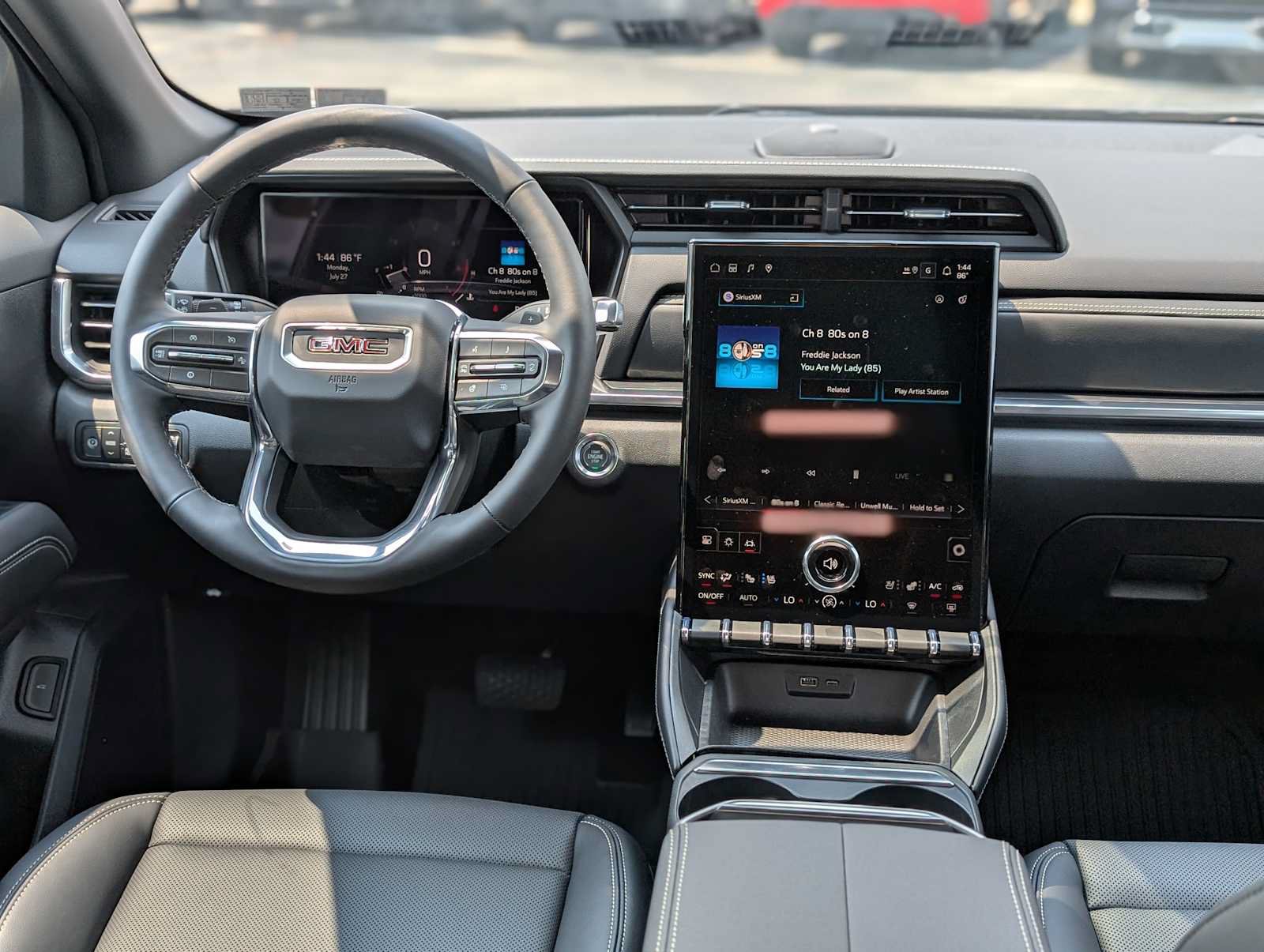 New 2027 GMC Terrain Elevation w/ Elevation Premium Package AWD/4WD image 5