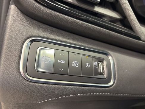 Used 2025 Buick Enclave Preferred image 41