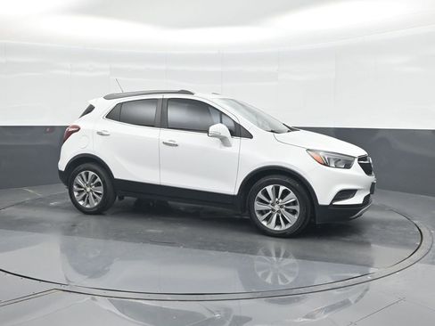 Used 2018 Buick Encore Preferred FWD image 11