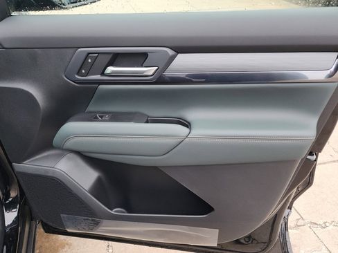 New 2026 GMC Terrain AT4 w/ Convenience Package III image 38