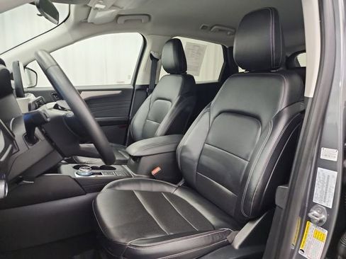 Used 2022 Ford Escape SEL image 15