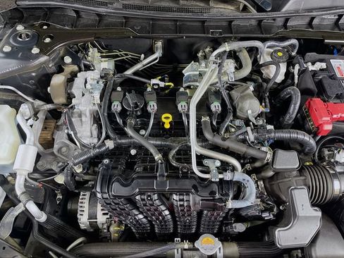 Used 2024 Nissan Altima 2.5 SR w/ SR Premium Package FWD image 32