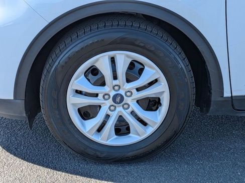 Used 2021 Ford Escape S image 10