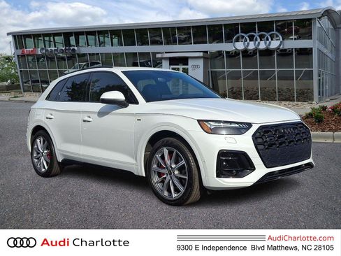 Used 2024 Audi Q5 e Prestige AWD/4WD image 1
