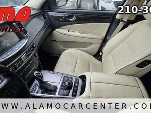 Used 2016 Hyundai Equus Signature RWD image 34