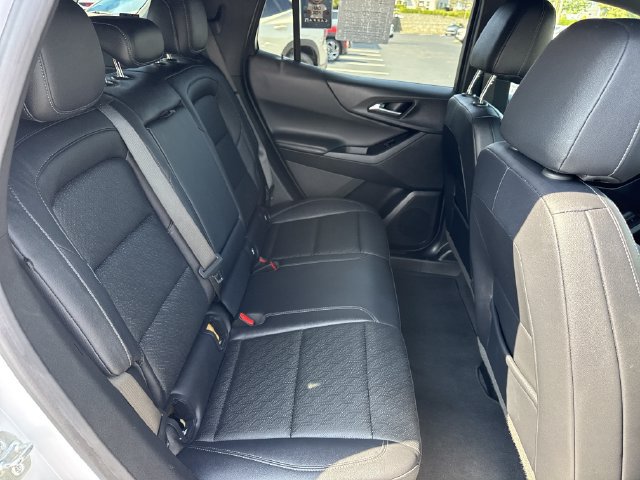 Used 2025 Chevrolet Equinox LT w/ Convenience Package II FWD image 29