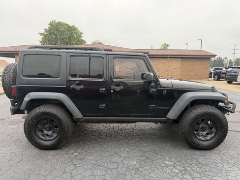 Used 2015 Jeep Wrangler Unlimited Sport AWD/4WD image 8