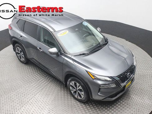 Used 2022 Nissan Rogue SV AWD/4WD image 3