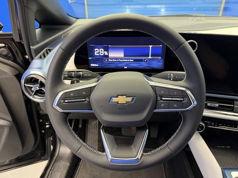 New 2026 Chevrolet Equinox EV LT FWD image 13