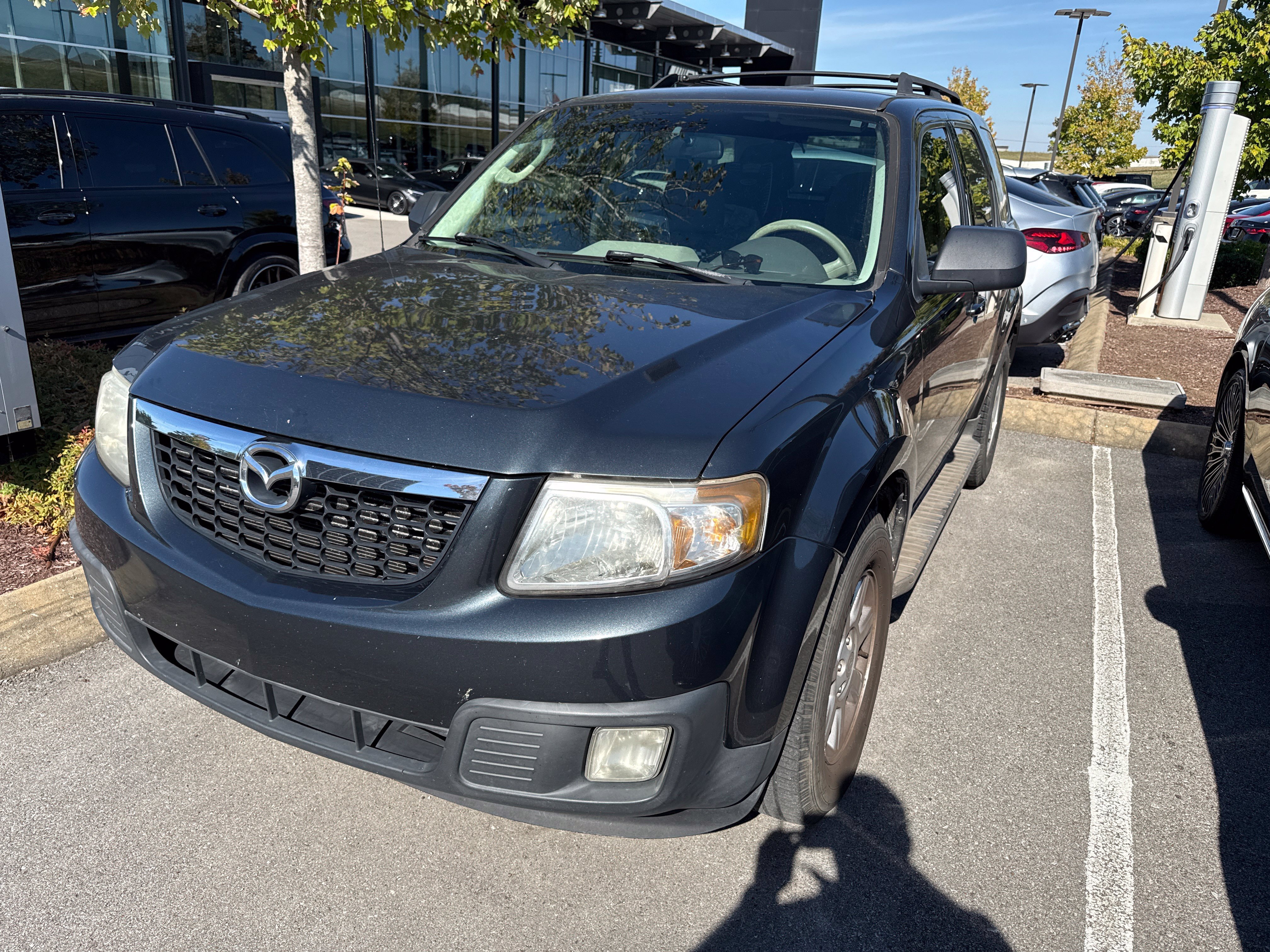 Used 2010 MAZDA Tribute i Sport FWD image 8