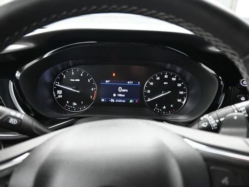 Used 2023 Buick Envision Preferred FWD image 13
