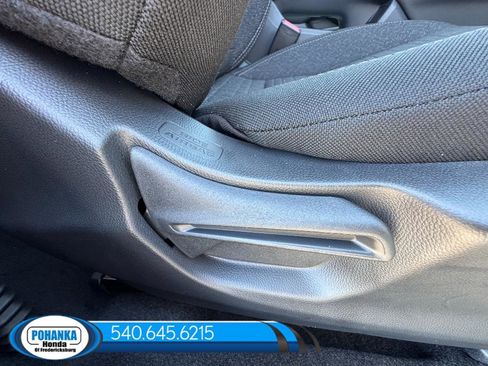 New 2026 Honda HR-V LX image 30