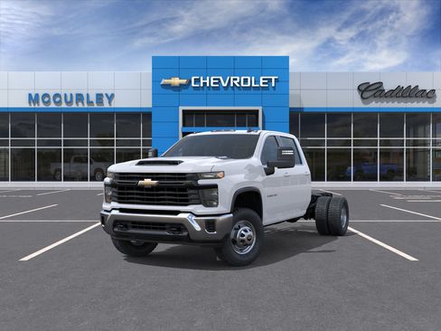 New 2026 Chevrolet Silverado 3500 W/T w/ WT Convenience Package AWD/4WD image 8