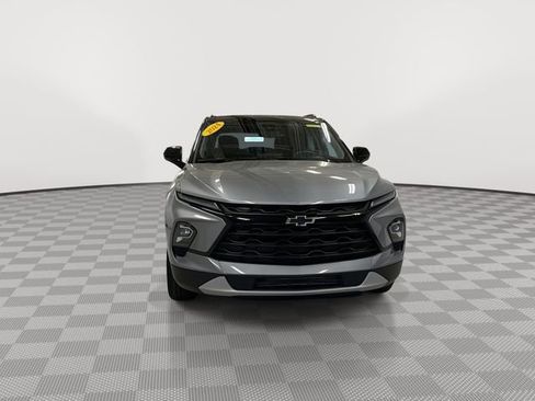 Certified 2024 Chevrolet Blazer LT w/ Convenience Package image 3