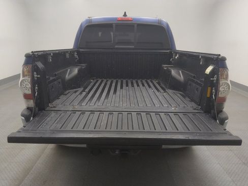 Used 2015 Toyota Tacoma PreRunner w/ SR5 Package image 29