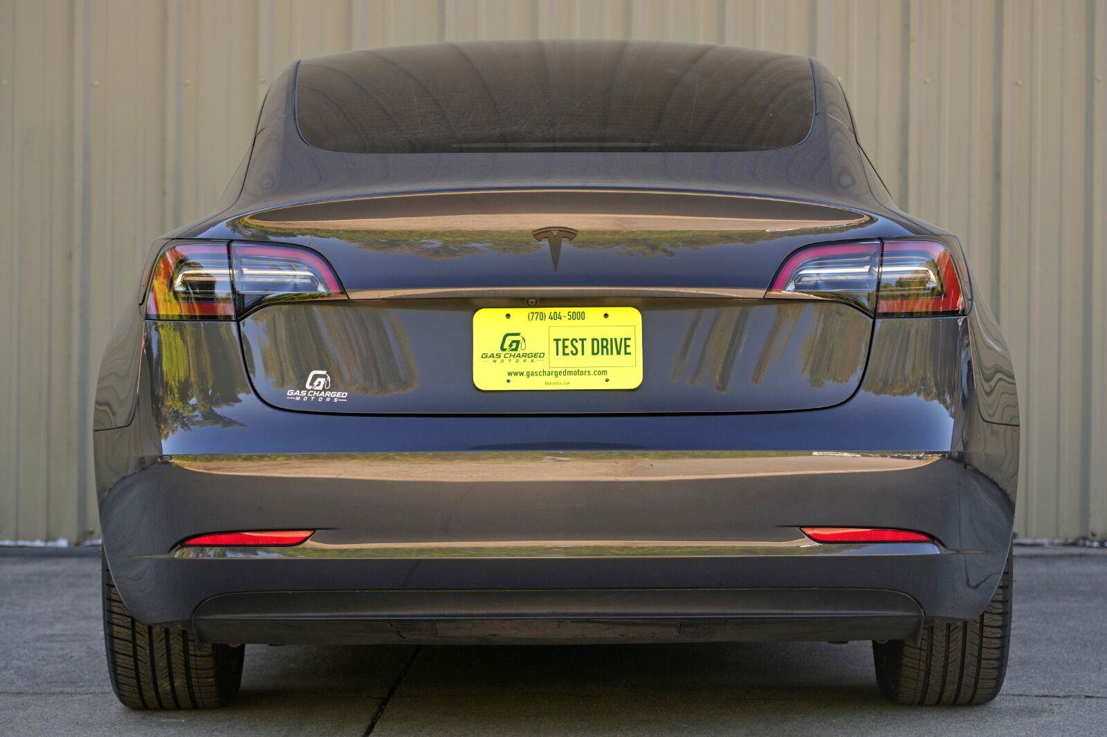 Used 2023 Tesla Model 3 Standard Range RWD image 11