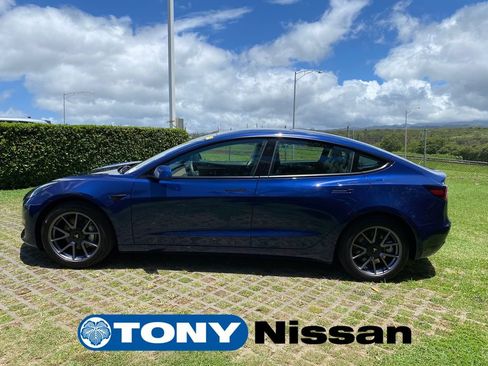 Used 2023 Tesla Model 3 Standard Range RWD image 22