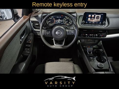 Used 2022 Nissan Rogue SV image 17