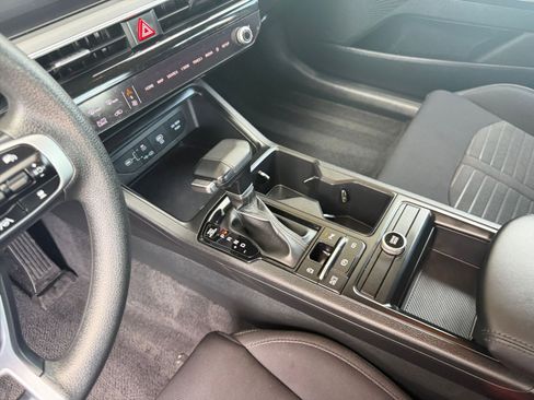 Used 2025 Kia K5 LXS image 42