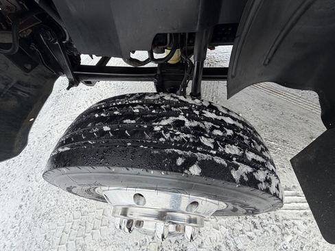 Used 2005 GMC TopKick C4500 4x4 Crew Cab image 32