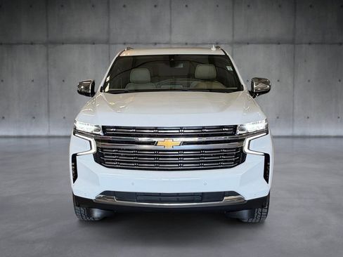 Used 2024 Chevrolet Suburban Premier image 8