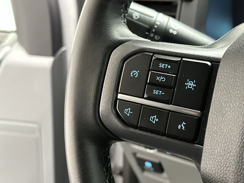 Used 2024 Ford F150 XLT w/ FX4 Off-Road Package image 30