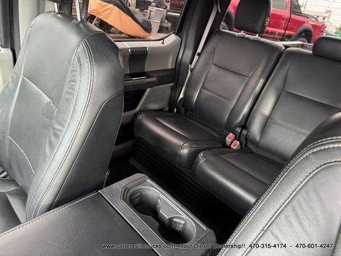 Used 2017 Ford F250 XLT w/ XLT Premium Package AWD/4WD image 18