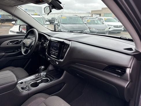 Used 2020 Chevrolet Traverse LS w/ LPO, Floor Liner Package FWD image 27