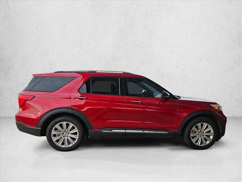 Used 2023 Ford Explorer Limited w/ Limited Technology Package RWD image 4