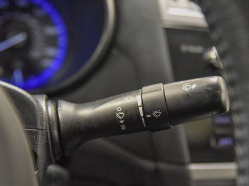 Used 2015 Subaru Legacy 2.5i Premium w/ Moonroof Package image 22